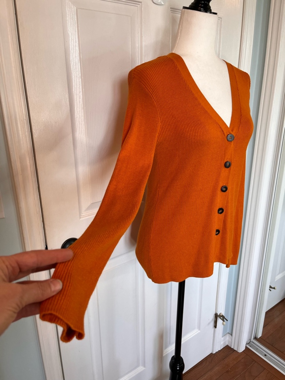 Sanctuary Off-Duty Ribbed Cardigan V-Neck Button Front Orange SmallY2K Spring - Picture 4 of 11